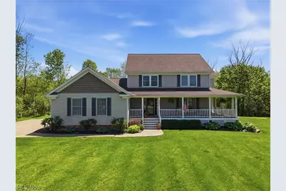9475 Stafford Road, Chagrin Falls, OH 44023 - Photo 1