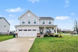 3268 Stoneleigh Rd NE, Canton, OH 44721 - Photo 1