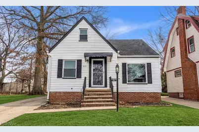 953 Whitby Road, Cleveland Heights, OH 44112 - Photo 1
