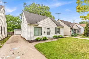 18517 Homeway Rd, Loveland, OH 44135 - Photo 1
