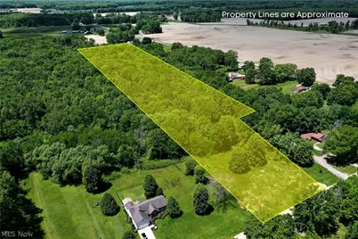 S Leavitt Road, Lordstown, OH 44481 - Photo 1