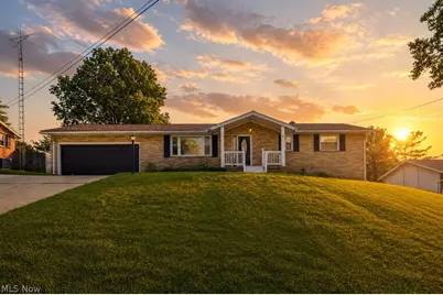 1704 Plymouth Knoll Avenue NW, Massillon, OH 44646 - Photo 1
