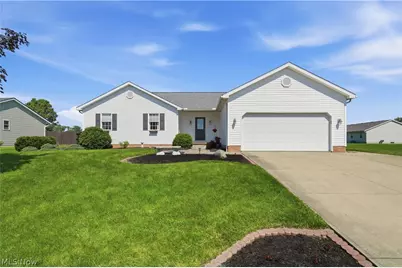 1040 Lanedale Street NW, Massillon, OH 44647 - Photo 1