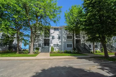 230 W Lakeshore Drive #F, Port Clinton, OH 43452 - Photo 1