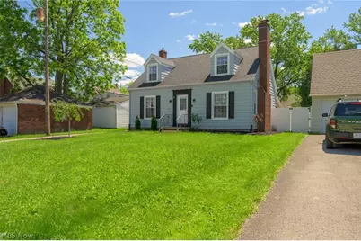 257 Maywood Drive, Youngstown, OH 44512 - Photo 1
