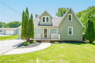 1042 Newton St, Tallmadge, OH 44278 - Photo 1