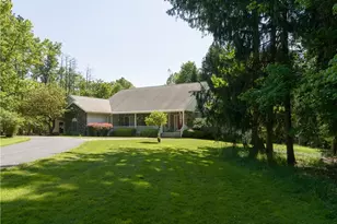 8745 Broadview Rd, Grandview Heights, OH 44147 - Photo 1