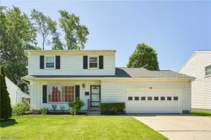 636 Franklin Ave, Cuyahoga Falls, OH 44221 - Photo 1