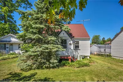 718 E 343rd Street, Eastlake, OH 44095 - Photo 1