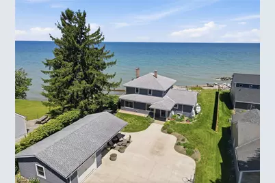 7525 Lakeshore Boulevard, Madison, OH 44057 - Photo 1