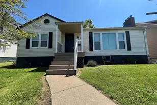 804 Oakland Blvd, Cambridge, OH 43725 - Photo 1