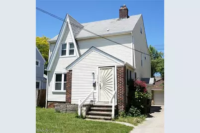19715 Cherokee Avenue, Loveland, OH 44119 - Photo 1
