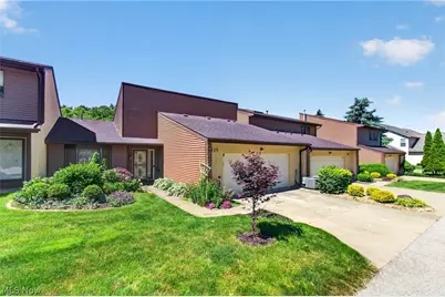 139 Mulberry Lane, Munroe Falls, OH 44262 - Photo 1