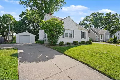 1711 Thornapple Avenue, Akron, OH 44301 - Photo 1