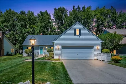 319 Greenwood Court, Elyria, OH 44035 - Photo 1