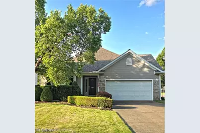 311 E 293rd Street, Willowick, OH 44095 - Photo 1