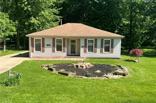2077 King Dr, Stow, OH 44224 - Photo 1