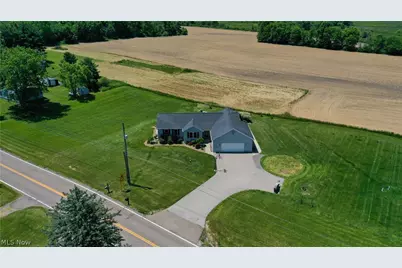 4909 Knox School Road, Homeworth, OH 44634 - Photo 1