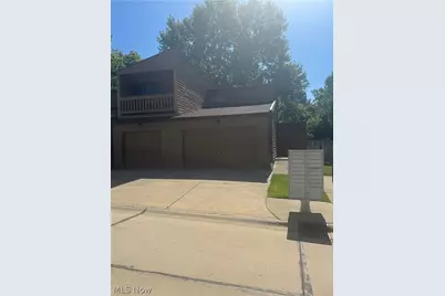 131 Kimrose Lane, Grandview Heights, OH 44147 - Photo 1