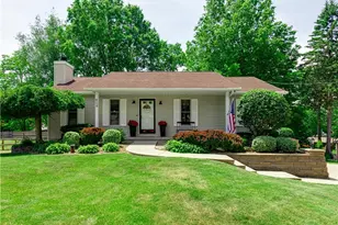 408 Abbyshire Rd, Akron, OH 44319 - Photo 1