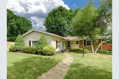 2115 Daniels Avenue, Akron, OH 44312 - Photo 1