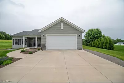 195 Concord Drive, East Palestine, OH 44413 - Photo 1
