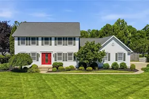 702 Heron Dr, Huron, OH 44839 - Photo 1