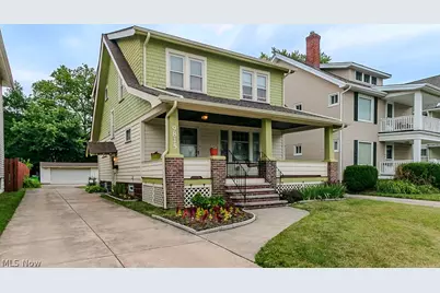 9815 Parkview Avenue, Garfield Heights, OH 44125 - Photo 1