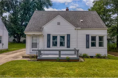 2376 Harding Road, Cuyahoga Falls, OH 44223 - Photo 1