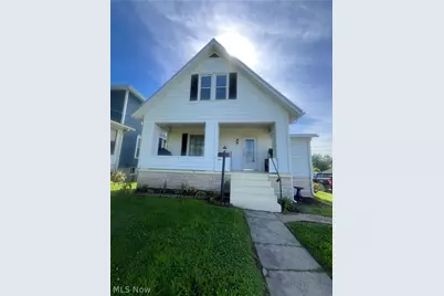 810 Highland Avenue, Cambridge, OH 43725 - Photo 1