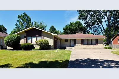 1878 Caronia Drive, Lyndhurst, OH 44124 - Photo 1