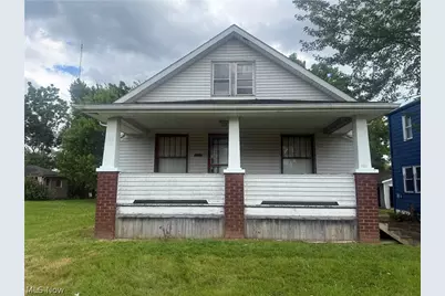 261 Hilton, Youngstown, OH 44507 - Photo 1