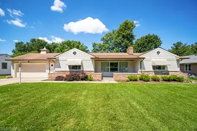 7988 Wright Road, Grandview Heights, OH 44147 - Photo 1