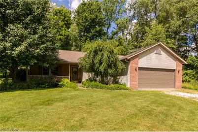 887 Manor Circle, Howard, OH 43028 - Photo 1