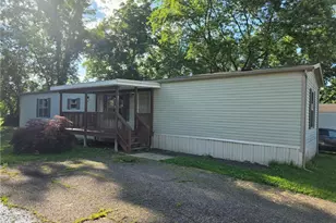 3000 Moxadarla Dr, Zanesville, OH 43701 - Photo 1