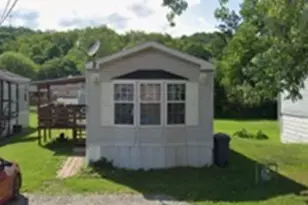 211 Broughton Ave, Marietta, OH 45750 - Photo 1