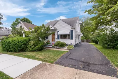 1924 16th Street SW, Akron, OH 44314 - Photo 1