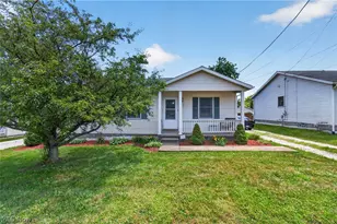 3014 Harmont Ave NE, Canton, OH 44705 - Photo 1