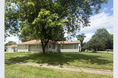 419 Dickson Street, Wellington, OH 44090 - Photo 1