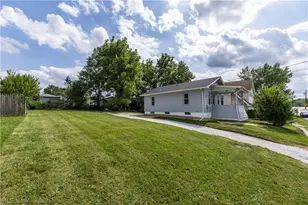 510 Allenford St, Akron, OH 44314 - Photo 1