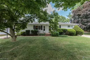 3284-3290 Hudson Dr, Cuyahoga Falls, OH 44221 - Photo 1