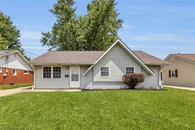 4133 Brockley Avenue, Sheffield Lake, OH 44054 - Photo 1