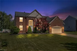 473 Wilmington Dr, Grandview Heights, OH 44147 - Photo 1