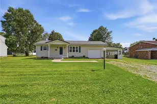 79 W 5th St, Frazeysburg, OH 43822 - Photo 1