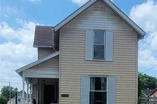391 S 9th St, Coshocton, OH 43812 - Photo 1