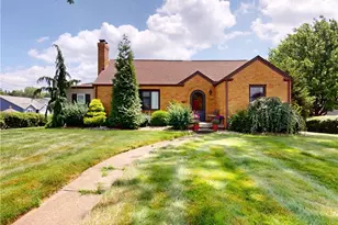 2414 Lakeside Ave NW, Canton, OH 44708 - Photo 1
