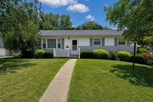 1921 Adams St, Coshocton, OH 43812 - Photo 1