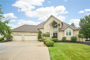 3531 Bay Hill Dr, Fairlawn, OH 44333 - Photo 1