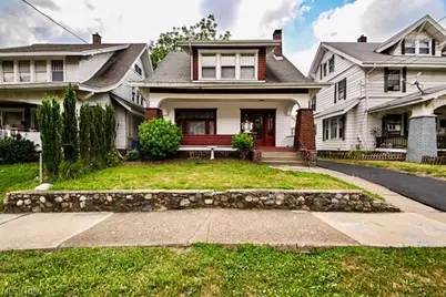607 Broad Avenue NW, Canton, OH 44708 - Photo 1