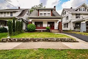 607 Broad Ave NW, Canton, OH 44708 - Photo 1